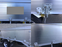 いすゞエルフアルミウイング小型（2t・3t）[写真16]