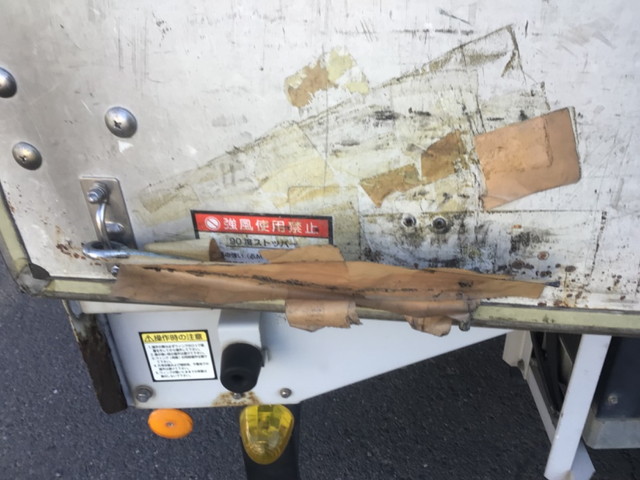 いすゞエルフアルミウイング小型（2t・3t）[写真17]