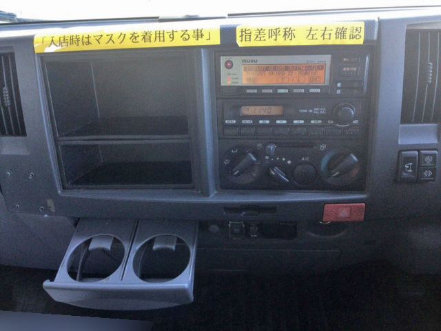 いすゞエルフアルミウイング小型（2t・3t）[写真34]