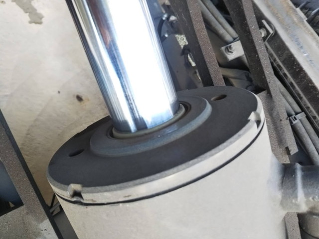 いすゞエルフローダーダンプ小型（2t・3t）[写真16]