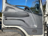 三菱ふそうキャンターセーフティローダー小型（2t・3t）[写真25]