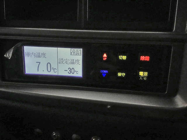 日野レンジャー冷凍車（冷蔵車）中型（4t）[写真24]