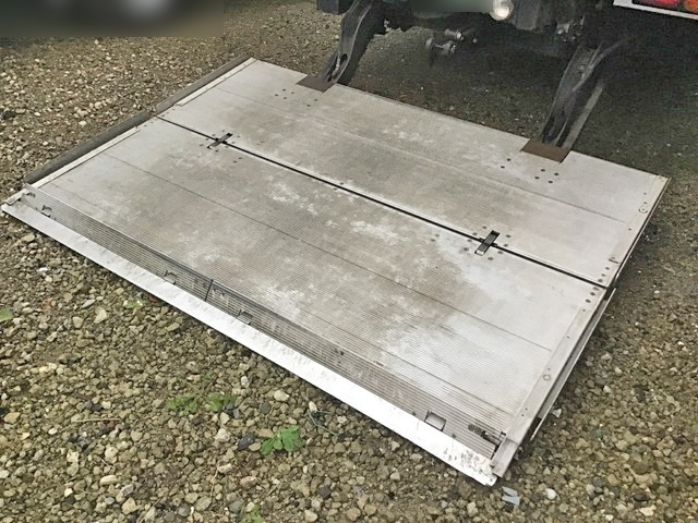 日野レンジャー冷凍車（冷蔵車）中型（4t）[写真08]