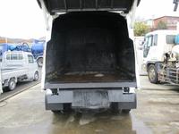 日野レンジャーパッカー車（塵芥車）中型（4t）[写真21]