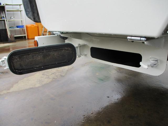 日野レンジャーパッカー車（塵芥車）中型（4t）[写真23]