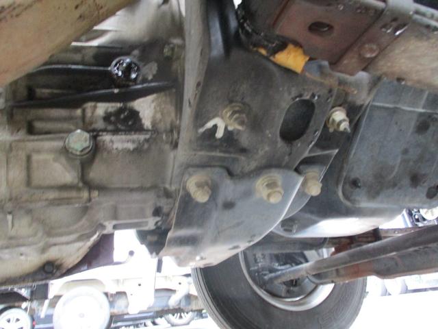 日野レンジャーパッカー車（塵芥車）中型（4t）[写真25]