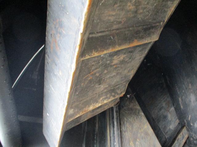 日野レンジャーパッカー車（塵芥車）中型（4t）[写真38]