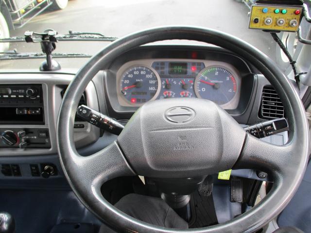 日野レンジャーパッカー車（塵芥車）中型（4t）[写真08]