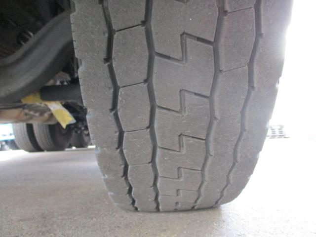 UDトラックスクオンバキュームカー大型（10t）[写真19]