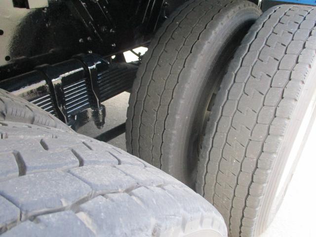 UDトラックスクオンバキュームカー大型（10t）[写真20]