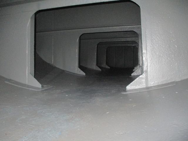 UDトラックスクオンバキュームカー大型（10t）[写真35]