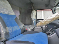 UDトラックスクオンバキュームカー大型（10t）[写真07]