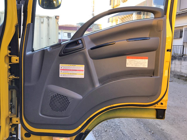 いすゞフォワードアルミウイング中型（4t）[写真29]