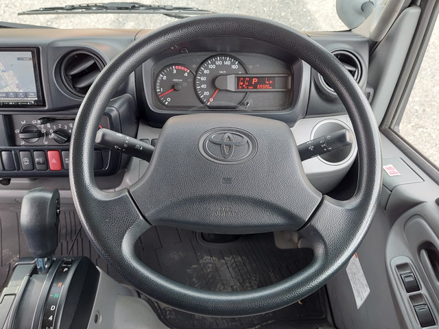 トヨタトヨエース幌車小型（2t・3t）[写真30]