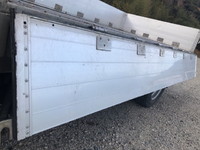 いすゞエルフアルミブロック小型（2t・3t）[写真14]