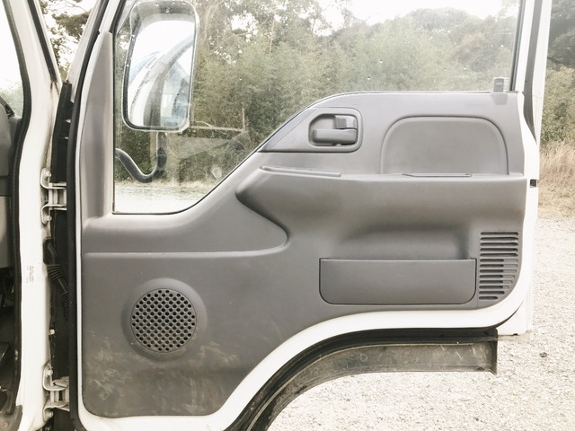 いすゞエルフアルミブロック小型（2t・3t）[写真22]