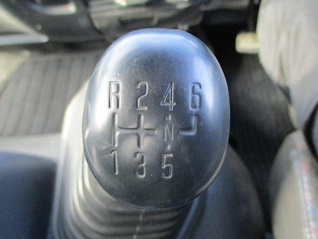 いすゞフォワード高圧洗浄車中型（4t）[写真10]