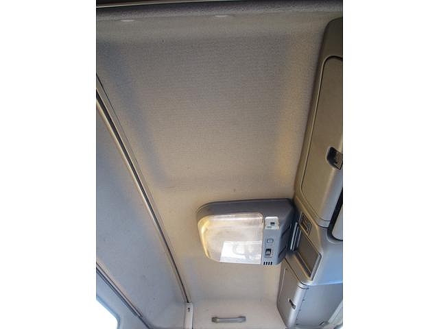 いすゞフォワード高圧洗浄車中型（4t）[写真15]