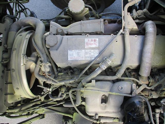 いすゞフォワード高圧洗浄車中型（4t）[写真22]