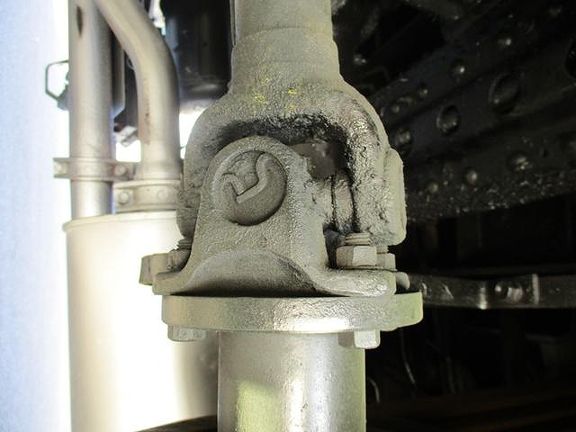 いすゞフォワード高圧洗浄車中型（4t）[写真28]