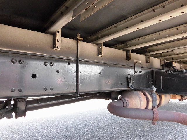 三菱ふそうファイターアルミウイング中型（4t）[写真10]