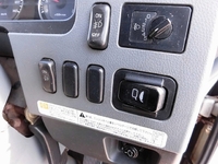 三菱ふそうファイターアルミウイング中型（4t）[写真15]