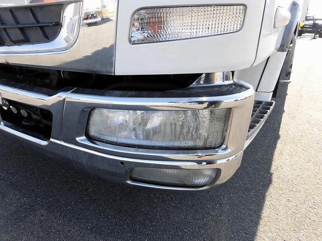 三菱ふそうファイターアルミウイング中型（4t）[写真29]