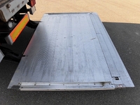 三菱ふそうファイターアルミウイング中型（4t）[写真06]