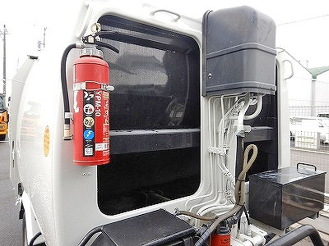 日野デュトロパッカー車（塵芥車）小型（2t・3t）[写真15]