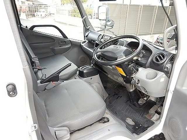 日野デュトロパッカー車（塵芥車）小型（2t・3t）[写真25]