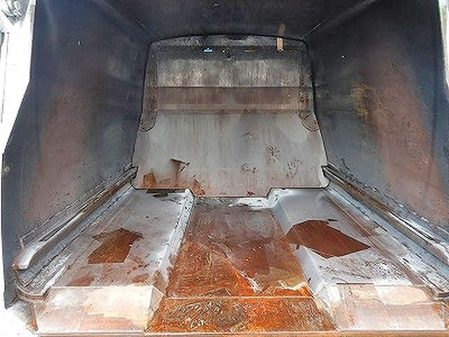 日野デュトロパッカー車（塵芥車）小型（2t・3t）[写真09]