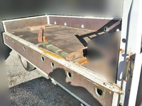 三菱ふそうキャンター平ボディ小型（2t・3t）[写真06]