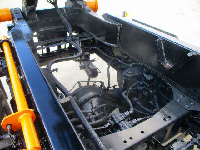 三菱ふそうファイターコンテナ専用車増トン（6t・8t）[写真10]