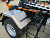 三菱ふそうファイターコンテナ専用車増トン（6t・8t）[写真18]