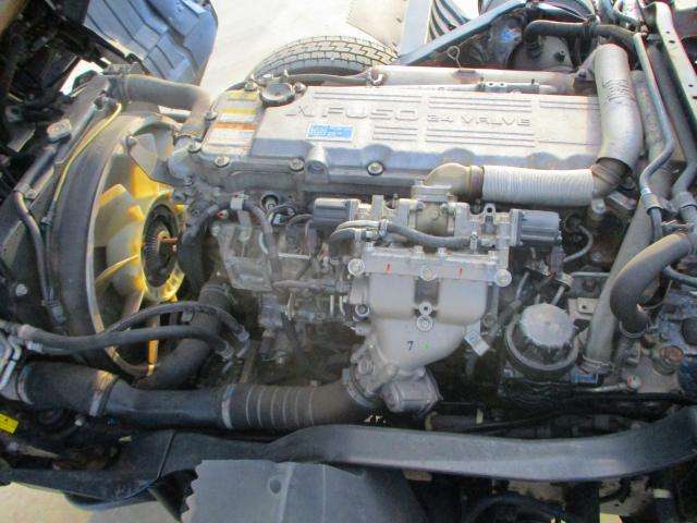 三菱ふそうファイターコンテナ専用車増トン（6t・8t）[写真22]