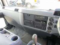 三菱ふそうファイターコンテナ専用車増トン（6t・8t）[写真07]