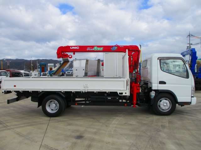 三菱ふそうキャンタークレーン4段小型（2t・3t）[写真08]