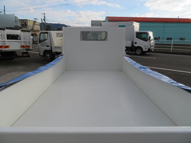 三菱ふそうキャンターダンプ小型（2t・3t）[写真17]
