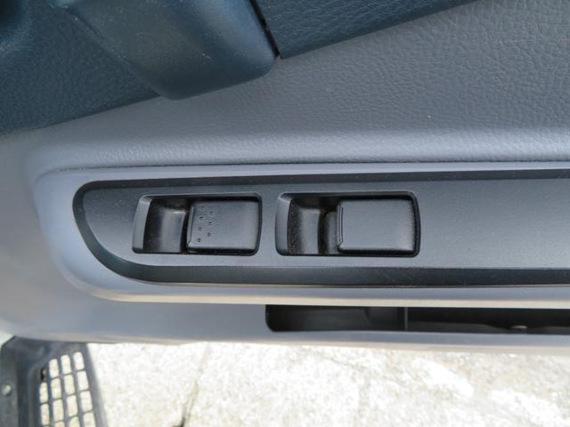 三菱ふそうキャンターダンプ小型（2t・3t）[写真04]