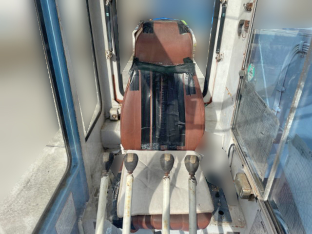 三菱ふそうファイターミニヨントラッククレーン中型（4t）[写真13]