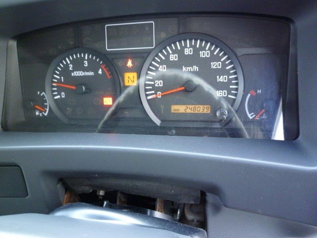 日産アトラスパネルバン小型（2t・3t）[写真05]