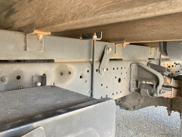 三菱ふそうキャンター幌車小型（2t・3t）[写真24]