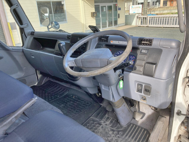 三菱ふそうキャンター幌車小型（2t・3t）[写真35]