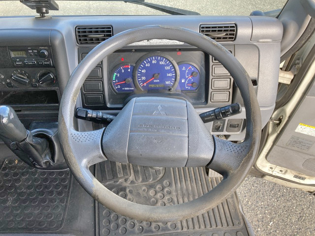 三菱ふそうキャンター幌車小型（2t・3t）[写真36]