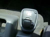 いすゞフォワード冷凍車（冷蔵車）中型（4t）[写真19]