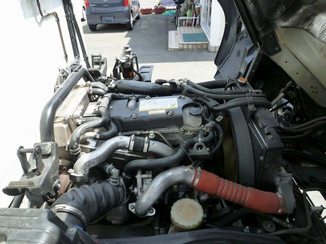 いすゞフォワード冷凍車（冷蔵車）中型（4t）[写真38]