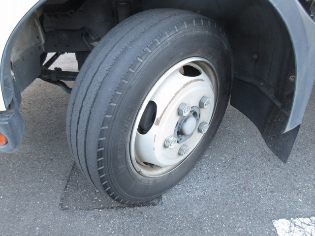 トヨタダイナアルミバン小型（2t・3t）[写真23]