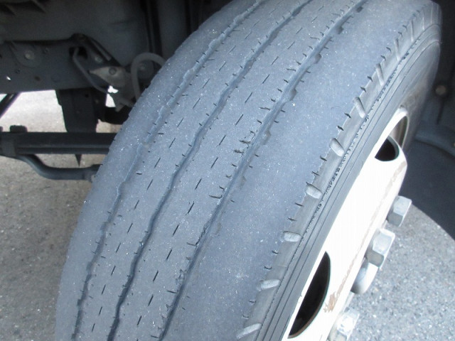 トヨタダイナアルミバン小型（2t・3t）[写真24]