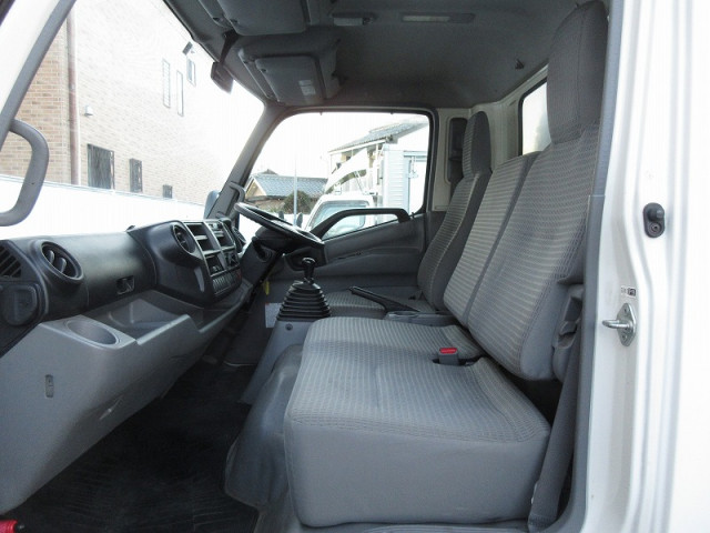 トヨタダイナアルミバン小型（2t・3t）[写真36]