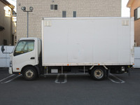 トヨタダイナアルミバン小型（2t・3t）[写真04]